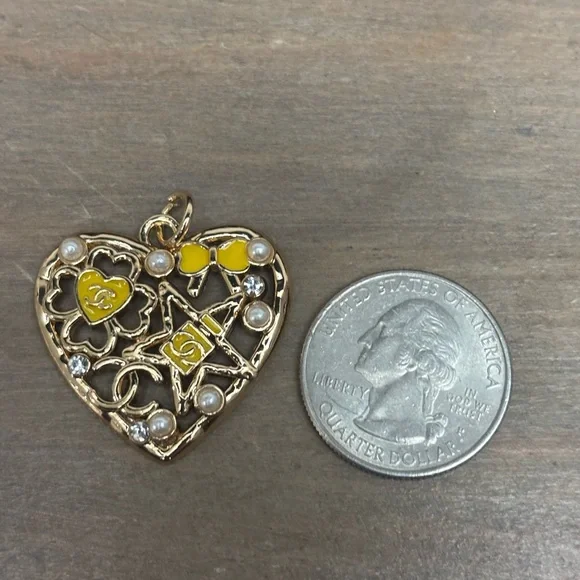 CC Gold Tone Yellow
& Pearl Cage Heart Zipper Pull,Bag Charm - Picture 4 of 4